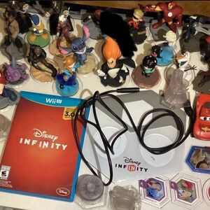 Disney Infinity 3.0 Wii U game with Play board and 36 Figures,Crystals,and Discs